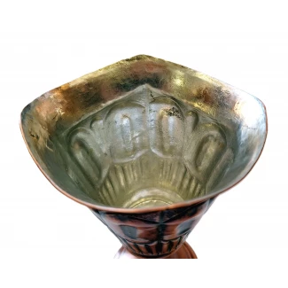 Медна чаша със столче