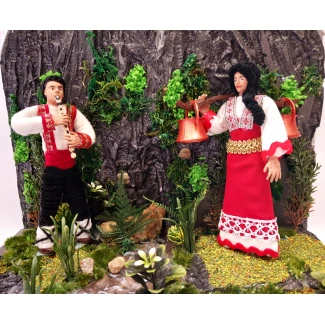 Макет "Мома с менци" 30см./17см./30см.