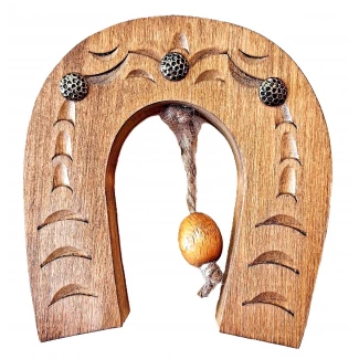 Подкова, мини- ръчна резба