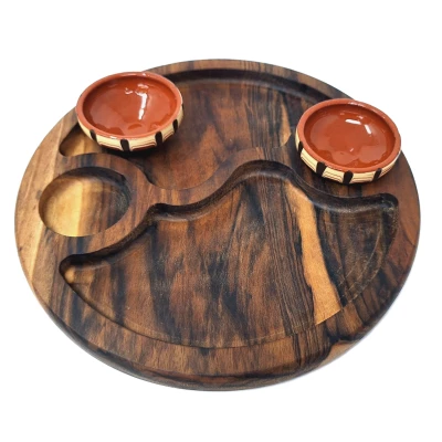 Танур от орех с 2 различни лица