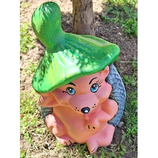 Градинска фигура "Таралеж с листо"