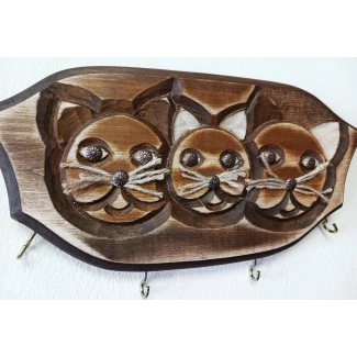 Закачалка за ключове "Три котенца"- ръчна резба Закачалка за ключове "Три котенца"- ръчна резба