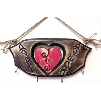 Закачалка за ключове "Добре дошли"- ръчна резба